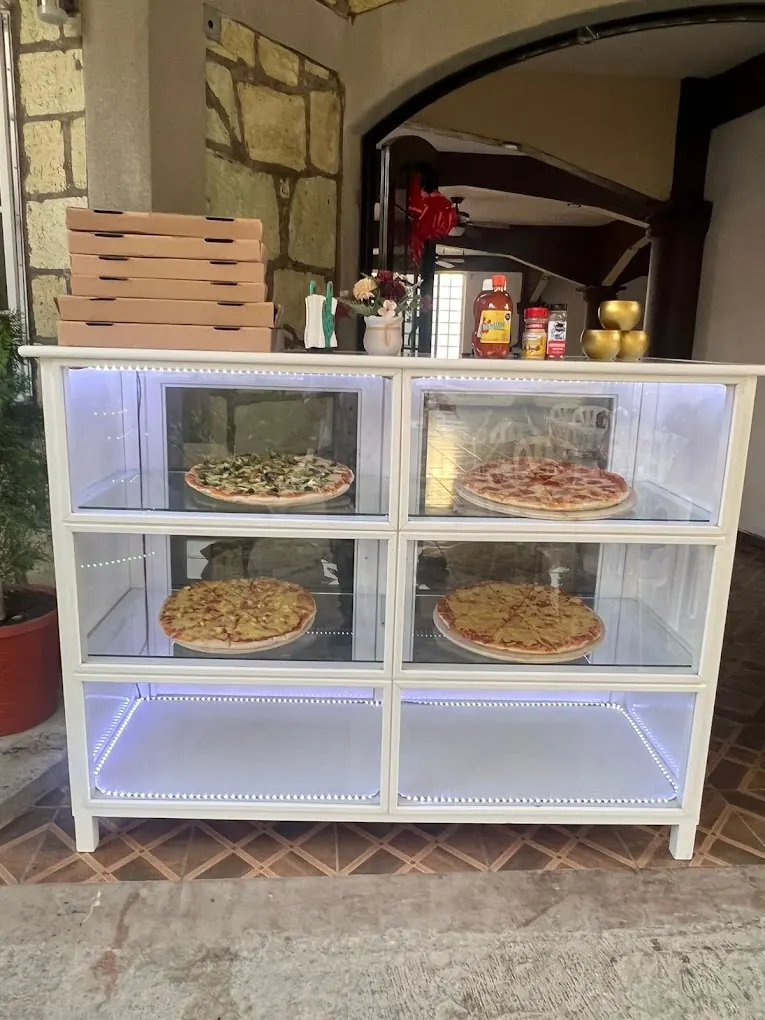 Pizza artesanal de Matteo's Pizza